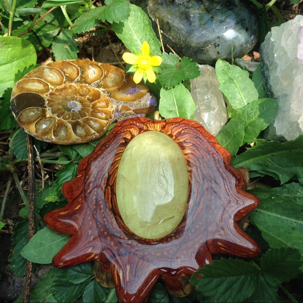 XL Glowing Third Eye Pinecone